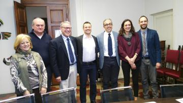 Foto di gruppo alla conferenza stampa della Rievocazione Storica del Venerdì Santo